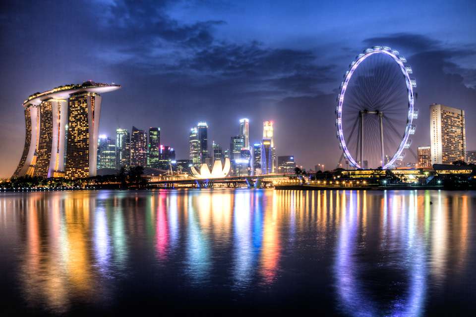 Ночной вид Сингапура