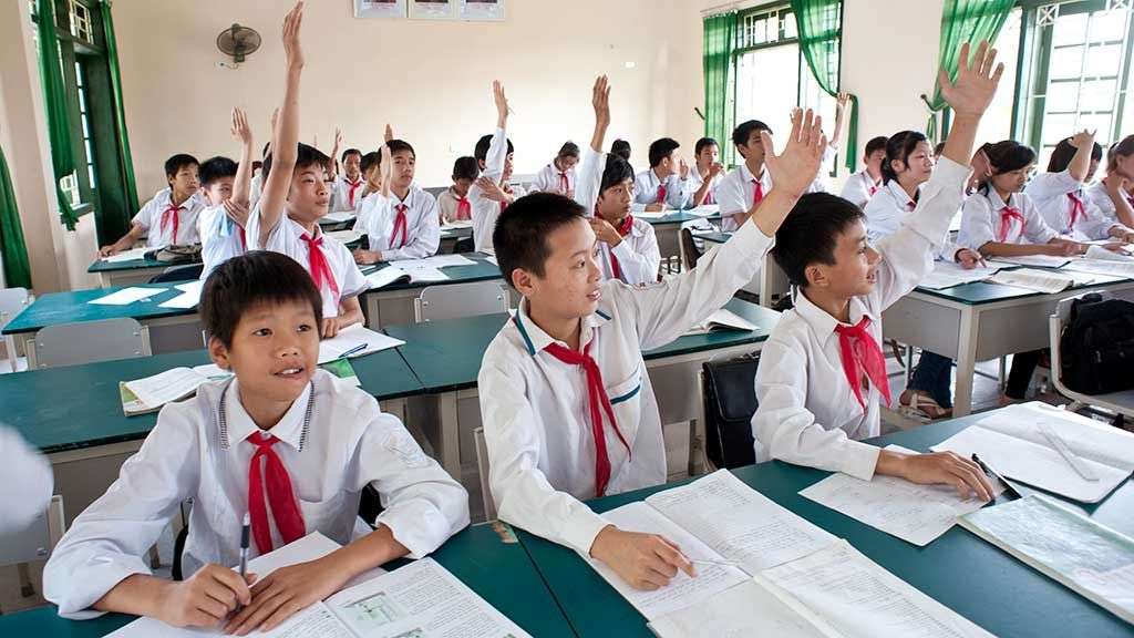 Школьные занятия в Северной Корее