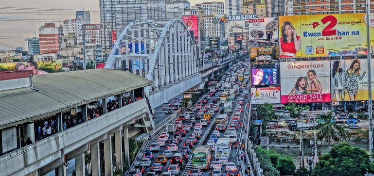 Манила - плотный трафик на дорогах