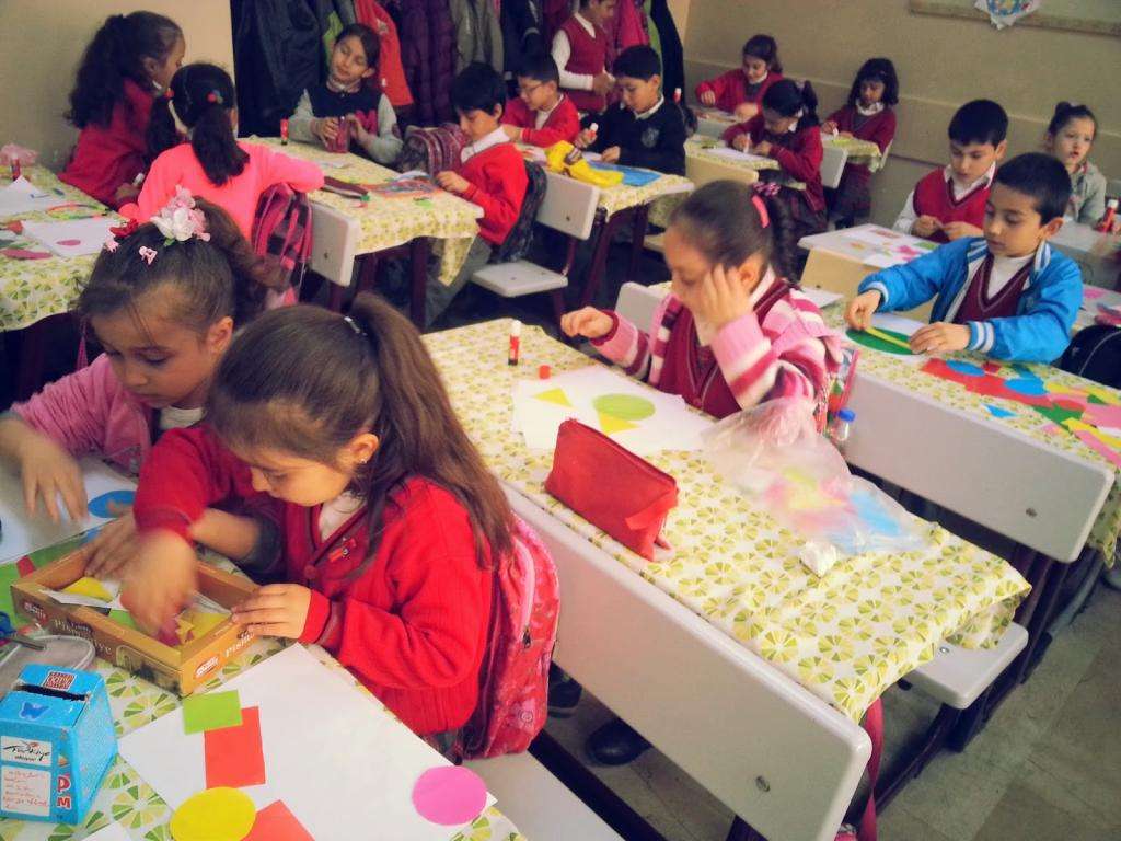 дети в турецком классе