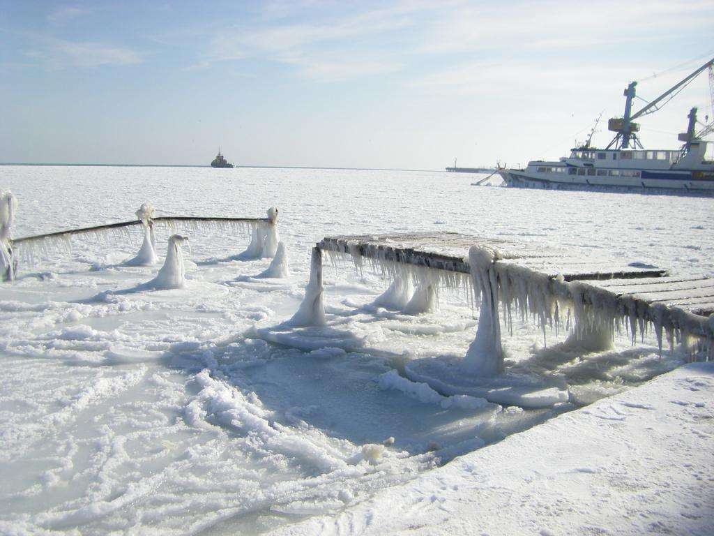 Зимний порт Евпатории.