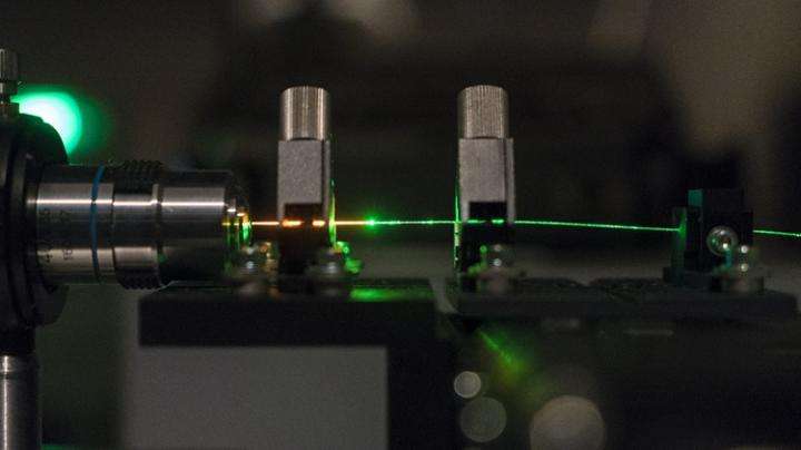 Оптоволоконный лазер